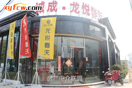 龙都明诚园小区套三，全明户型好楼层，带附房