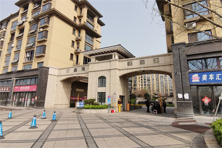 金利多青华园3室2厅2卫120万97.5m2豪装出售